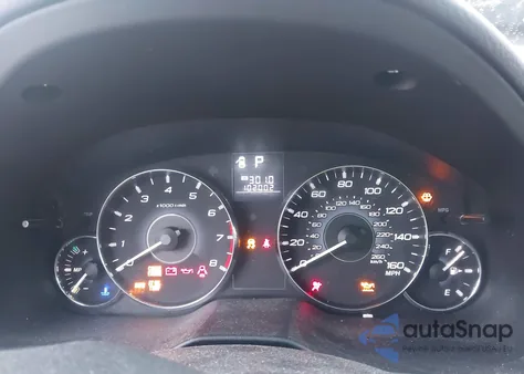 2011 Subaru Legacy 3.6R Limited from USA, damaged, VIN 4S3BMDL60B2240273